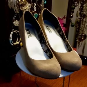 Bongo wedges size 7
